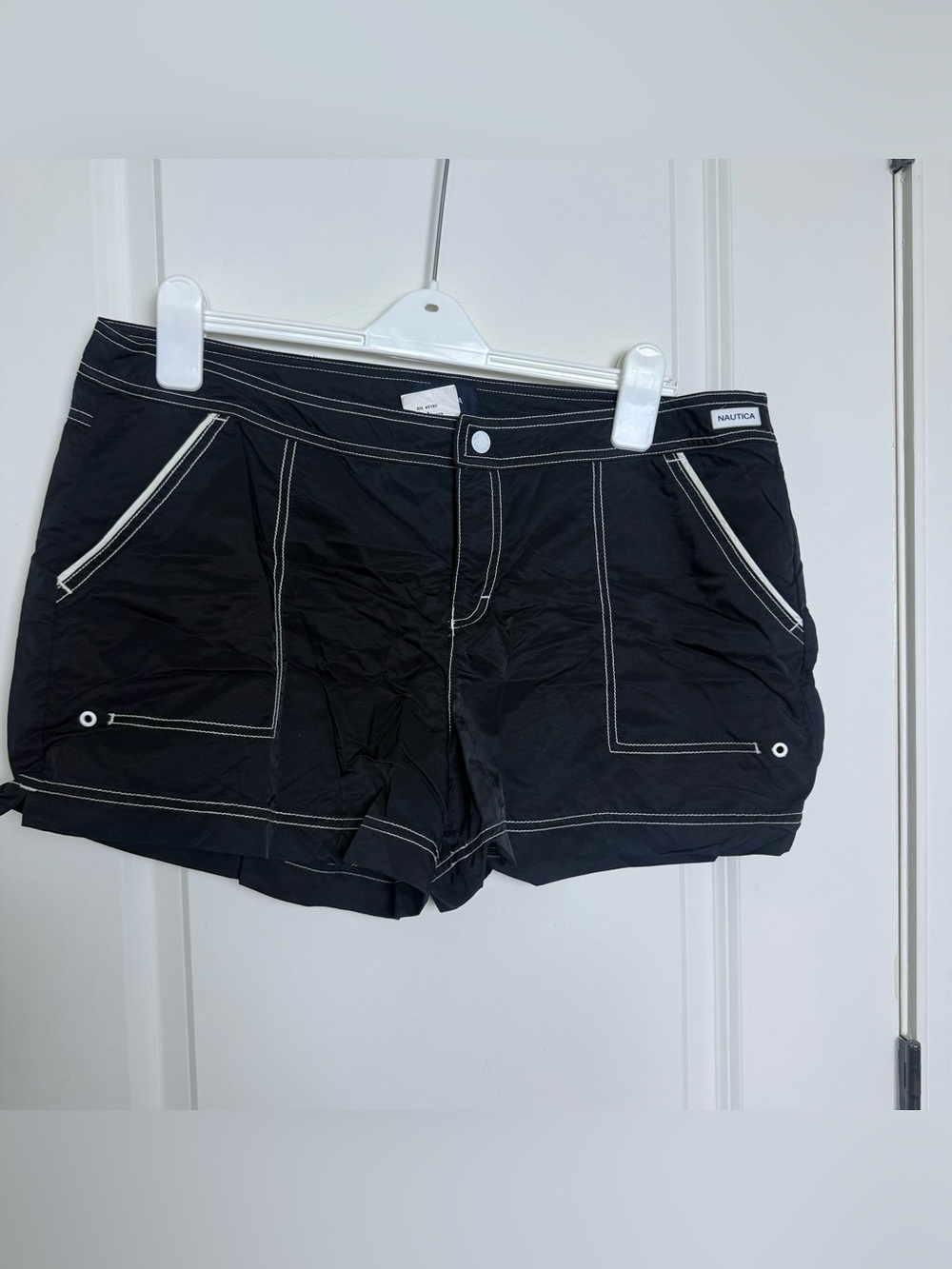 Nautica Black Women's Contrast-Stitch Bermuda Shorts